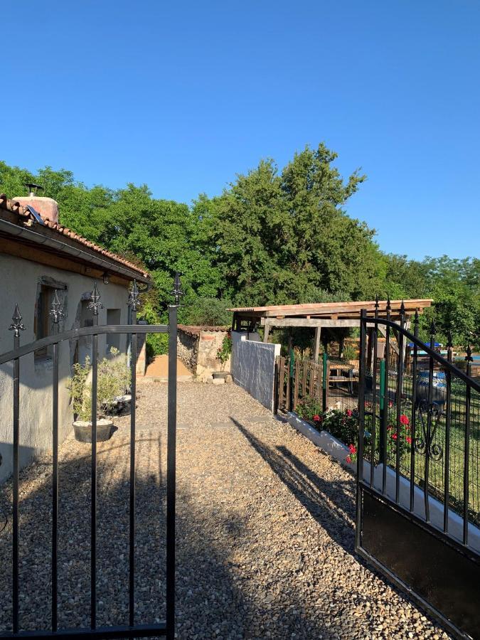 Gites De Verger, Stylish Self Catering Cottages In 소스 외부 사진