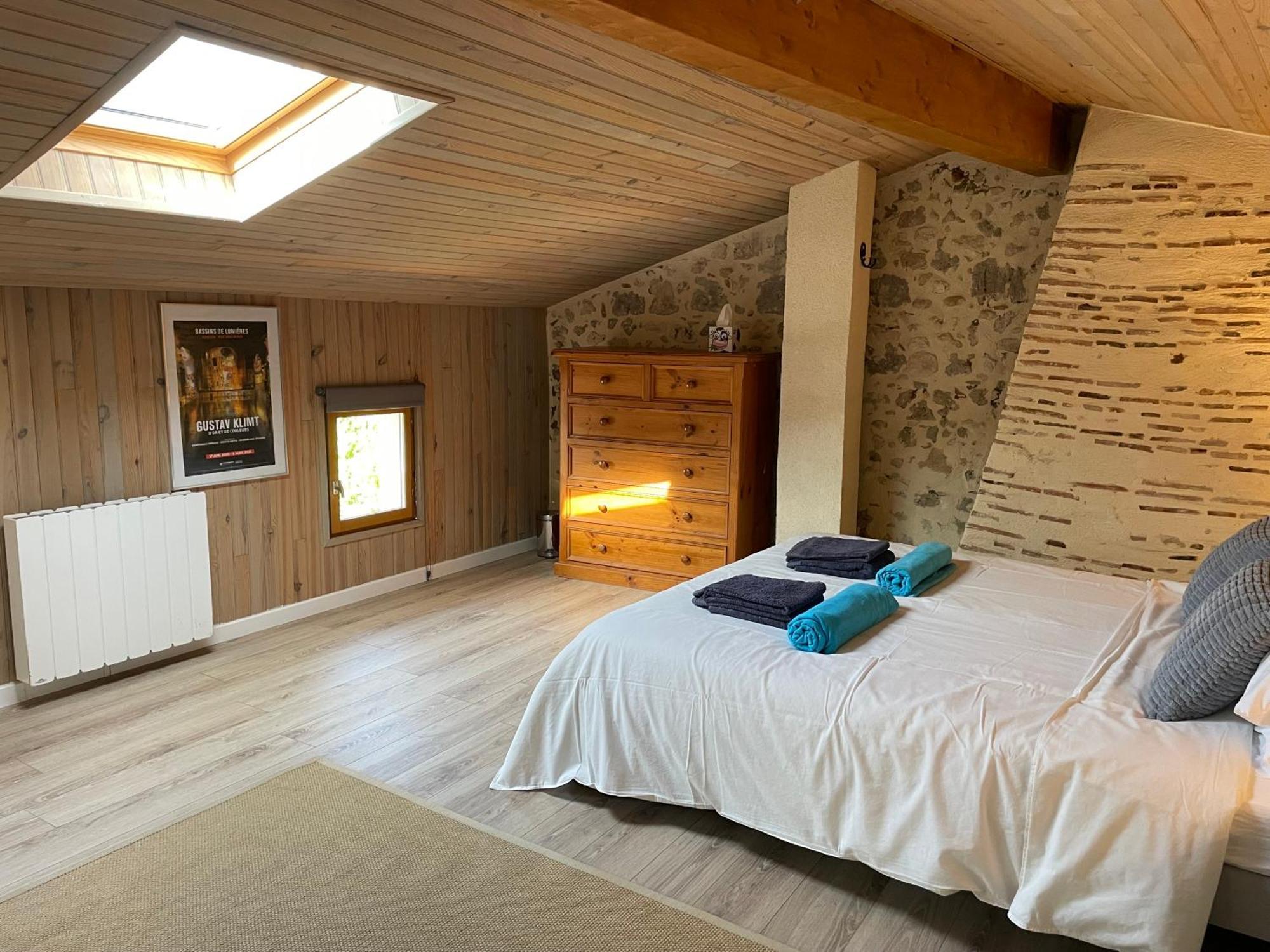 Gites De Verger, Stylish Self Catering Cottages In 소스 외부 사진